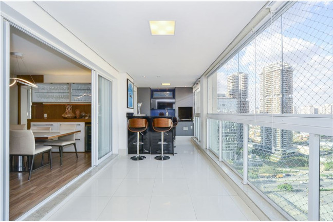 Imagem Apartamento com 3 Quartos à Venda, 138 m² em Santo Amaro - São Paulo