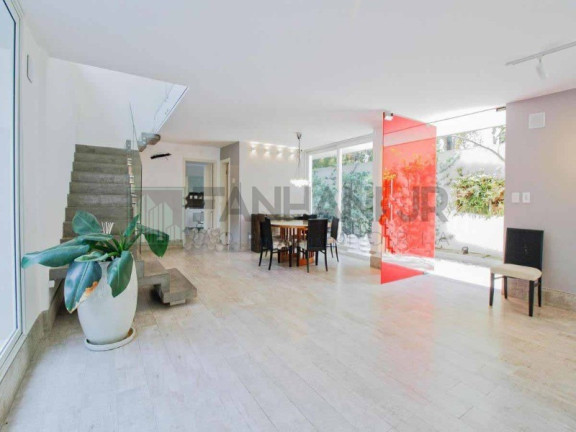 Imagem Casa com 3 Quartos à Venda, 334 m² em Jardim Europa - São Paulo