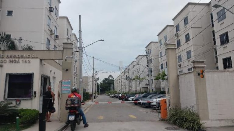 Foto do imóvel Imóvel com 2 Quartos à Venda, 42 m² em Cosmos - Rio De Janeiro Foto do imóvel Imóvel com 2 Quartos à Venda, 42 m² em Cosmos - Rio De Janeiro