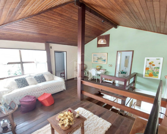 Imagem Casa com 3 Quartos à Venda, 201 m² em Piratininga - Niterói