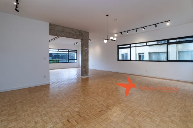 Foto do imóvel Imóvel com 3 Quartos à Venda, 220 m² em Cerqueira César - São Paulo