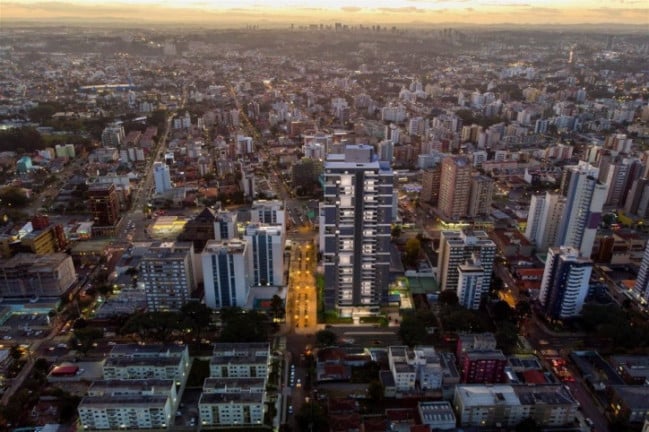 Foto do imóvel Apartamento com 3 Quartos à Venda, 138 m² em água Verde - Curitiba