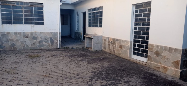 Foto do imóvel Casa com 3 Quartos à Venda, 100 m² em Centro - Jacareí