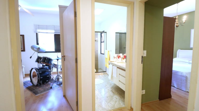 Foto do imóvel Apartamento com 3 Quartos à Venda, 200 m² em Vila Suzana - São Paulo