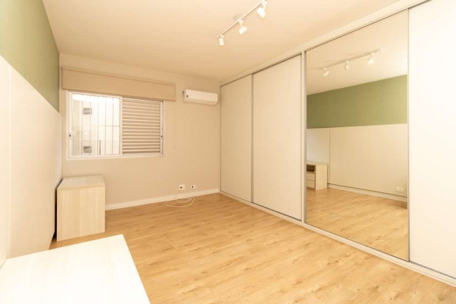 Imagem Apartamento com 3 Quartos à Venda, 209 m² em Itaim Bibi - São Paulo