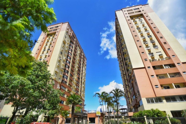 Imagem Apartamento com 3 Quartos à Venda, 88 m² em Vila Ipiranga - Porto Alegre
