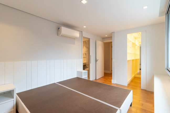 Foto do imóvel Apartamento com 3 Quartos à Venda, 142 m² em Jardim Paulista - São Paulo