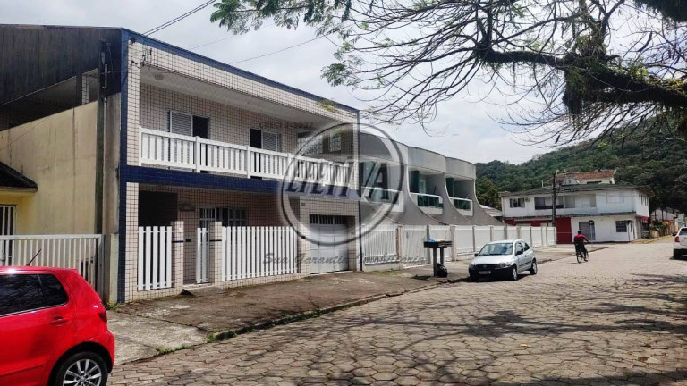 Imagem Casa com 7 Quartos à Venda, 280 m² em Centro - Guaratuba