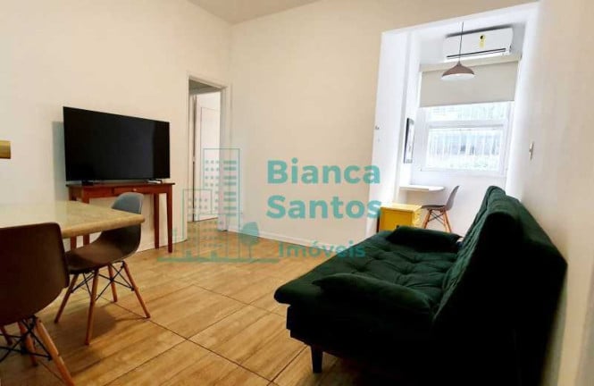 Foto do imóvel Apartamento com 2 Quartos à Venda, 66 m² em Copacabana - Rio De Janeiro