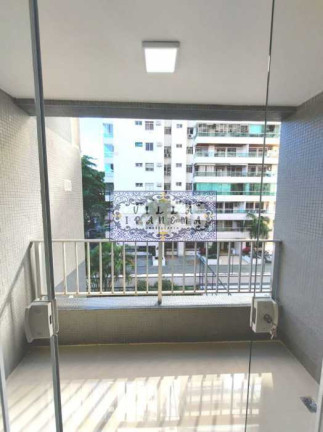 Imagem Apartamento com 3 Quartos à Venda, 83 m² em Barra Da Tijuca - Rio De Janeiro