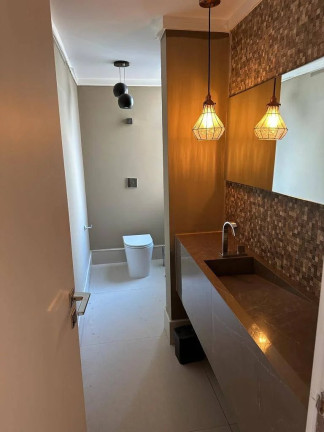 Imagem Apartamento com 3 Quartos à Venda, 250 m²