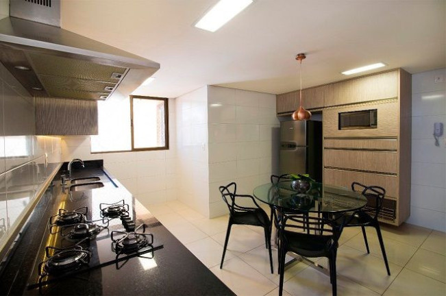 Imagem Apartamento com 4 Quartos à Venda, 206 m² em Brisamar - João Pessoa