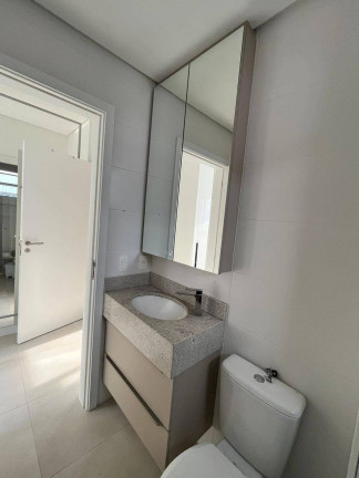 Foto do imóvel Apartamento com 2 Quartos à Venda, 69 m² em Centro - Florianópolis