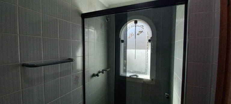 Foto do imóvel Apartamento com 3 Quartos à Venda ou Locação, 135 m² em Pitangueiras - Guarujá