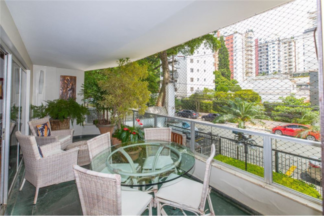 Imagem Apartamento com 4 Quartos à Venda, 332 m² em Campo Belo - São Paulo