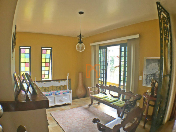 Imagem Casa com 4 Quartos à Venda, 194 m² em Pinheirinho - Itajubá