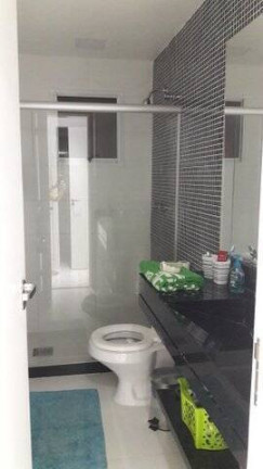 Foto do imóvel Casa de Condomínio com 4 Quartos à Venda, 230 m² em Vargem Pequena - Rio De Janeiro