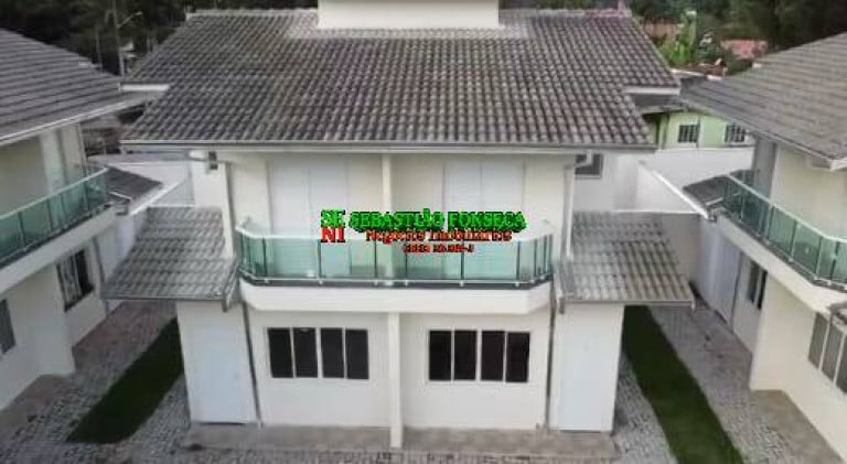 Foto do imóvel Casa com 2 Quartos à Venda, 68 m² em Centro - Caraguatatuba