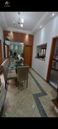 Foto do imóvel Sobrado com 3 Quartos à Venda,  em Indianópolis - São Paulo