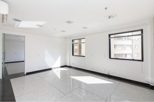 Foto do imóvel Sala Comercial à Venda, 62 m² em Moema - São Paulo