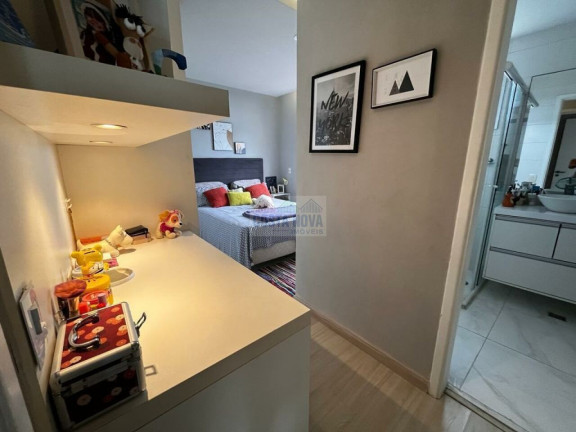 Imagem Apartamento com 3 Quartos à Venda, 189 m²