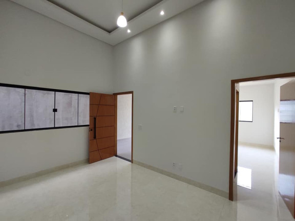 Imagem Imóvel com 
            	3             Quartos à Venda, 131 m² em 
            	Jardim Maria Ines             - 
            	Aparecida De Goiania            