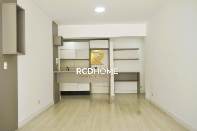 Imagem Apartamento com 2 Quartos à Venda, 77 m² em água Verde - Curitiba