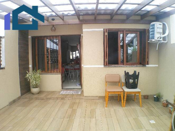 Imagem Casa com 2 Quartos à Venda, 55 m² em Parque Da Matriz - Cachoeirinha