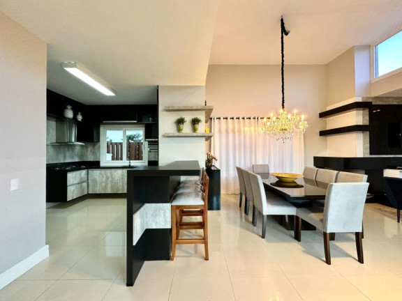 Imagem Casa com 4 Quartos à Venda, 200 m² em Centro - Xangri-la
