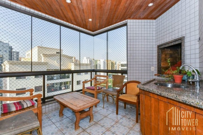 Foto do imóvel Apartamento com 4 Quartos à Venda, 200 m² em Moema - São Paulo