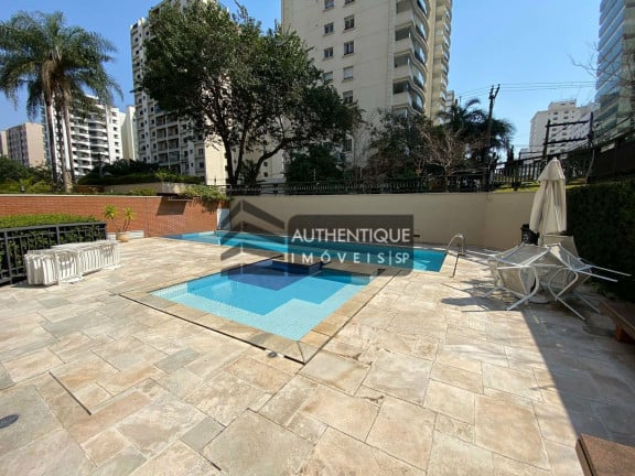 Foto do imóvel Apartamento com 3 Quartos à Venda, 197 m² em Moema - São Paulo