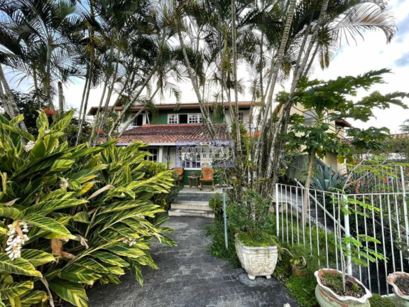 Foto do imóvel Imóvel com 6 Quartos à Venda, 280 m² em Sapê - Niterói