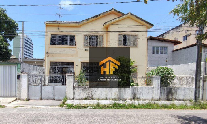 Imagem Casa com 5 Quartos à Venda, 363 m² em Encruzilhada - Recife
