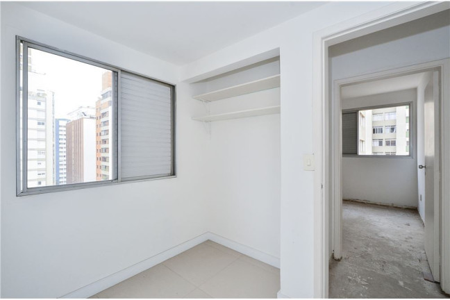 Imagem Apartamento com 3 Quartos à Venda, 68 m² em Moema - São Paulo