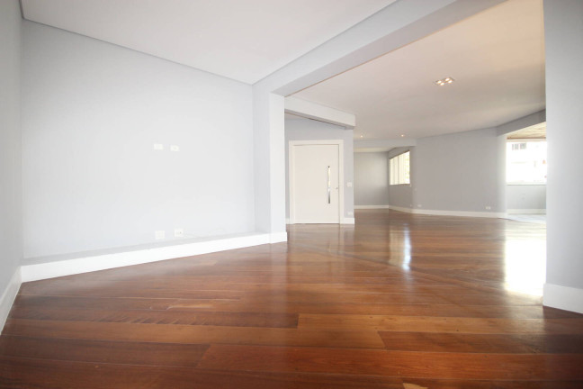 Foto do imóvel Apartamento à Venda, 244 m² em Vila Uberabinha - São Paulo
