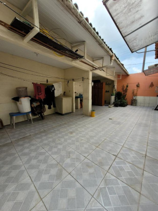 Imagem Casa com 3 Quartos à Venda, 220 m² em Coqueiro - Ananindeua