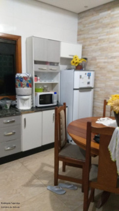 Imagem Casa com 2 Quartos à Venda, 90 m² em Santa Teresa - Poços De Caldas