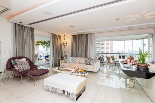 Foto do imóvel Apartamento com 3 Quartos à Venda, 216 m² em Jardim Vila Mariana - São Paulo