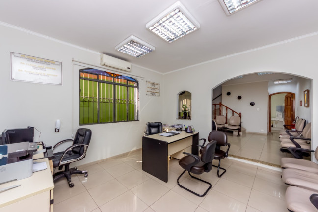 Foto do imóvel Casa com 5 Quartos à Venda, 261 m² em Saúde - São Paulo