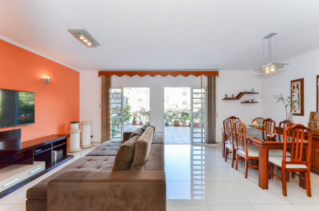 Foto do imóvel Casa com 3 Quartos à Venda, 190 m² em Vila Ipojuca - São Paulo