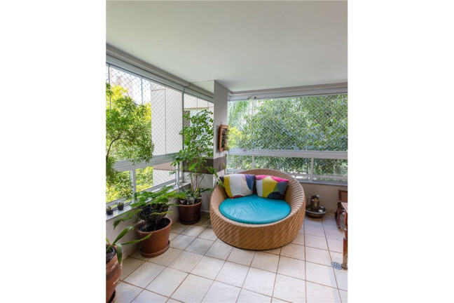 Imagem Apartamento com 3 Quartos à Venda, 188 m² em Itaim Bibi - São Paulo