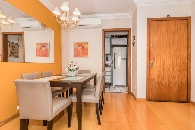 Imagem Apartamento com 3 Quartos à Venda, 79 m² em Cristal - Porto Alegre