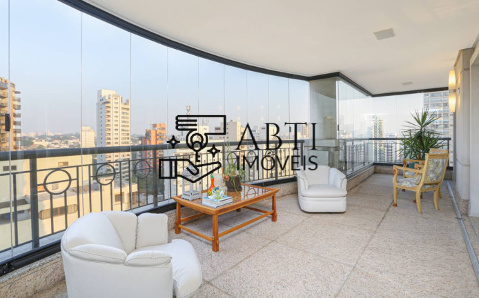 Foto do imóvel Apartamento com 4 Quartos à Venda, 300 m² em Moema - São Paulo