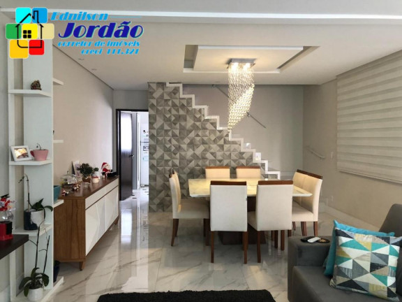 Foto do imóvel Sobrado com 3 Quartos à Venda, 210 m² em Vila Eldízia - Santo André