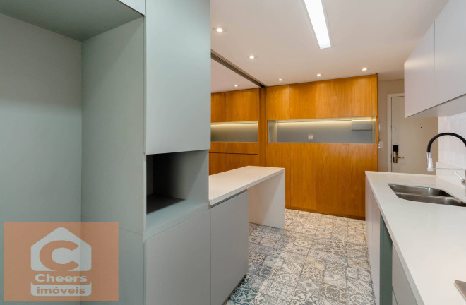 Foto do imóvel Apartamento com 3 Quartos à Venda, 130 m² em Itaim Bibi - São Paulo