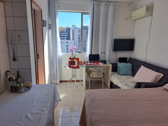 Foto do imóvel Apartamento com 1 Quarto à Venda, 32 m² em Centro - Florianópolis