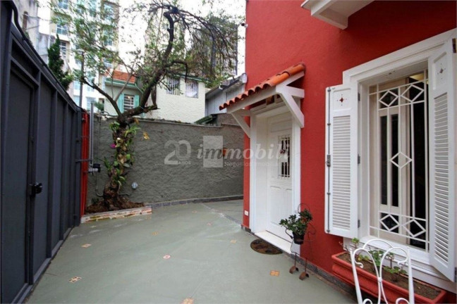 Imagem Casa com 2 Quartos à Venda, 180 m² em Pinheiros - São Paulo