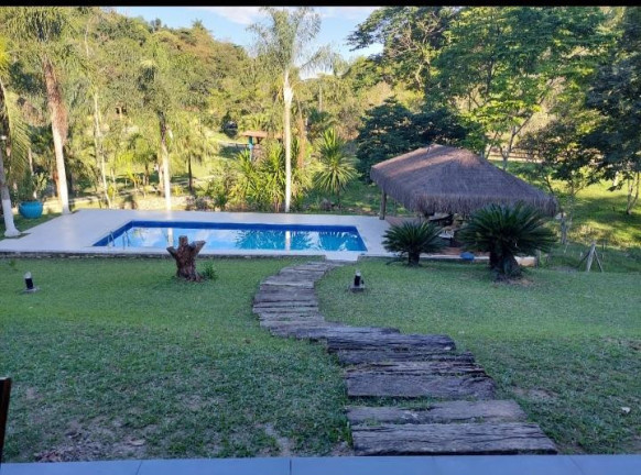 Imagem Chácara com 8 Quartos à Venda, 30.000 m² em Maraporã - Cachoeiras De Macacu