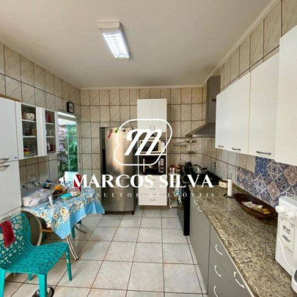 Imagem Casa com 3 Quartos à Venda, 300 m² em Campinas