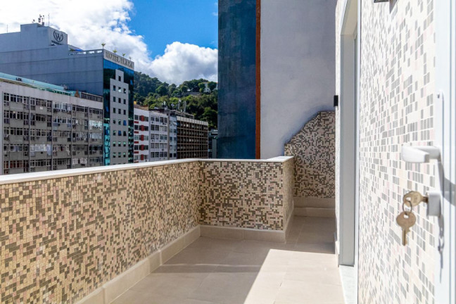 Imagem Apartamento com 3 Quartos à Venda,  em Copacabana - Rio De Janeiro